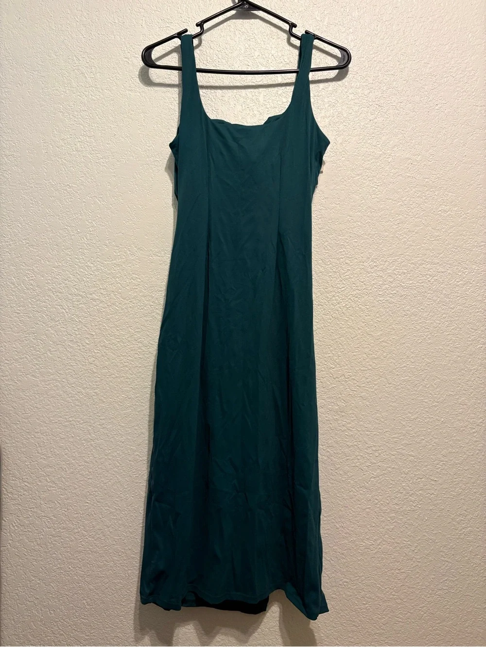 HALARA SoftlyZero Square-Neck Midi Dress with Side Slit Forest Green M NWT - Picture 4 of 6